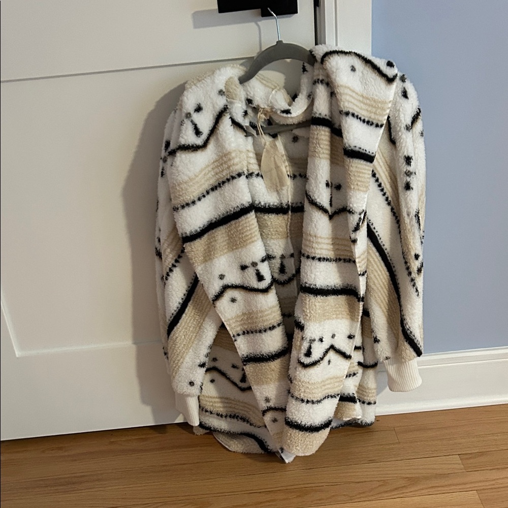 Cozy Cream and Black Patterned Sweater